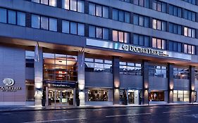 Doubletree by Hilton London Victoria